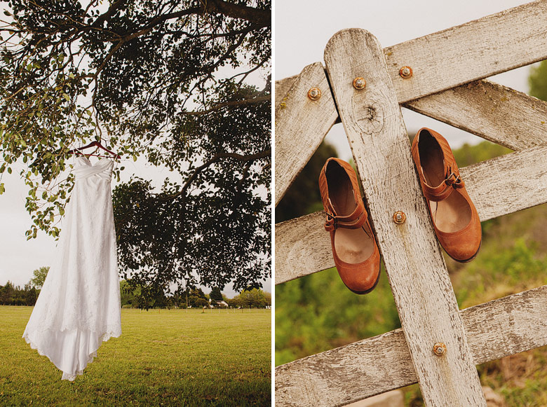 El vestido y los zapatos de una novia estilo campestre