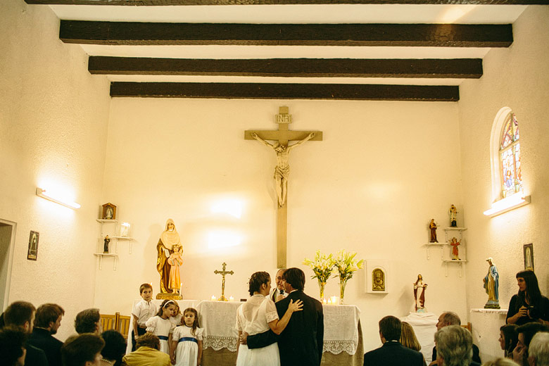 Fotografía de casamiento en Iglesia Santa Ana, Theobald, Santa Fe