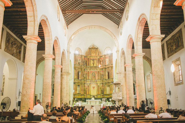 Matrimonio en la Catedral de Santa Catalina de Alejandria en Cartagena, Colombia